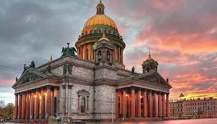 کلیسای جامع سنت ایزاک کلیسای جامع سنت ایزاک